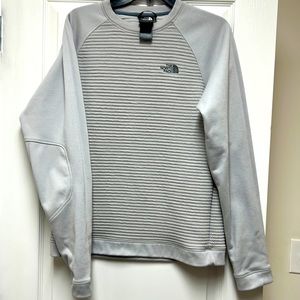 North face sweatshirt- size S-. Worn, no tags, no tears